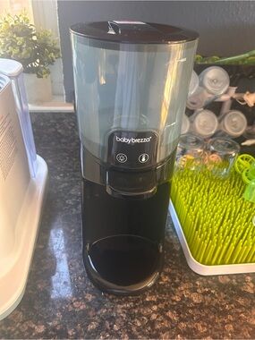 Baby Brezza Water Dispenser in Black
